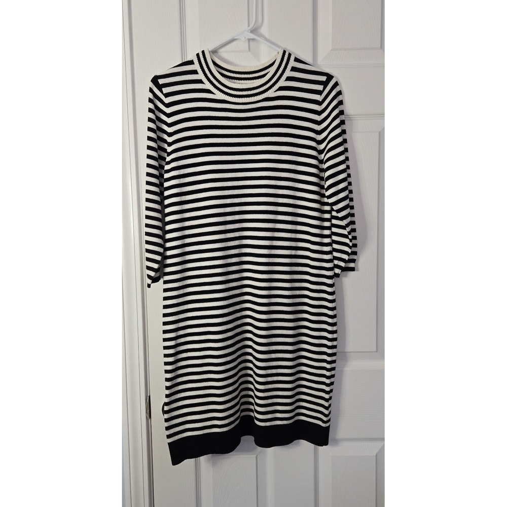 Old Navy Womans Light weight‎ Dress Sweater Size Medium